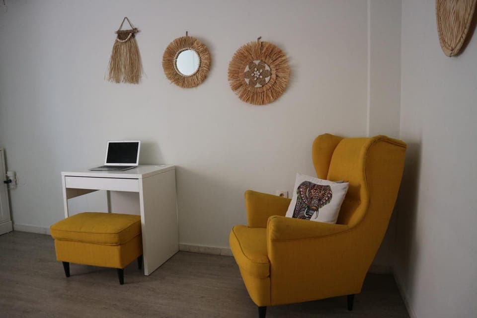 TV and multimedia, Living room, Seating area