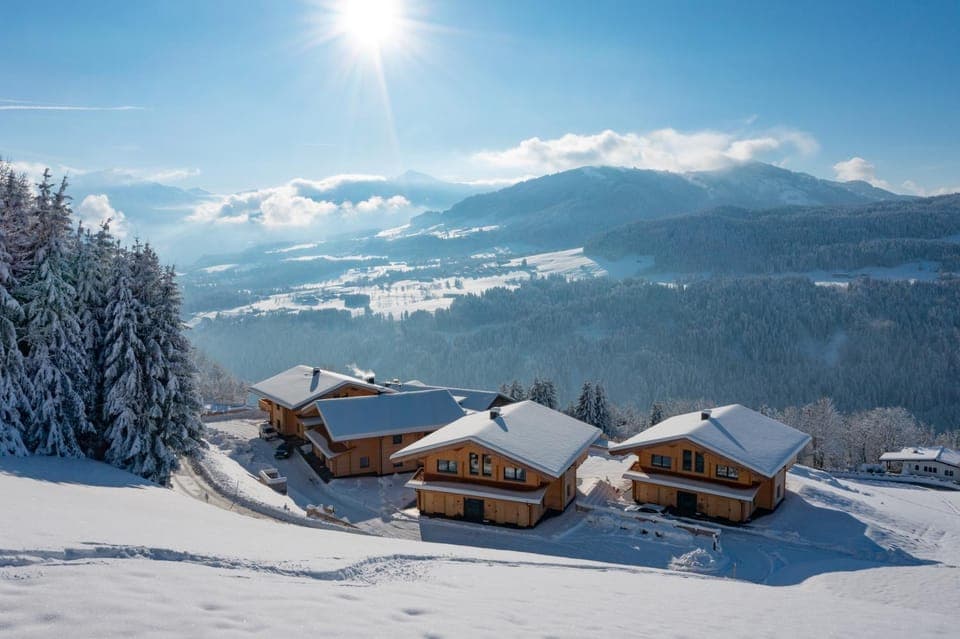 Property building, View (from property/room)