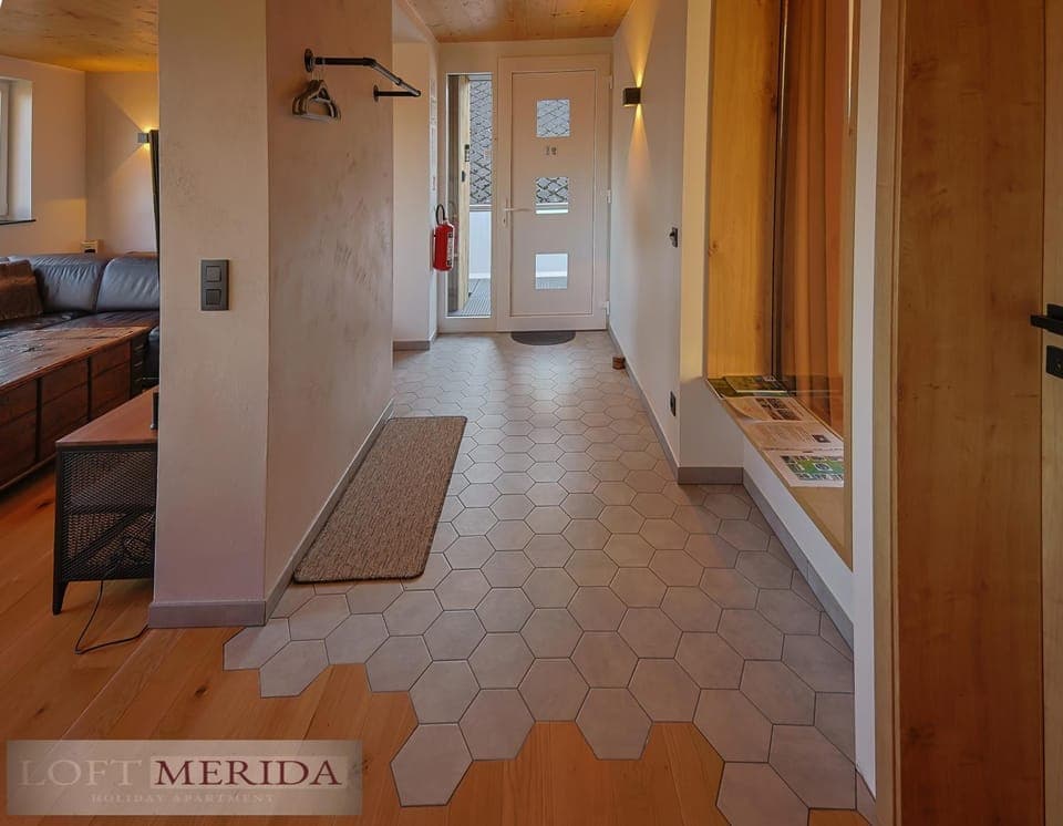 TV and multimedia, Living room, Decorative detail