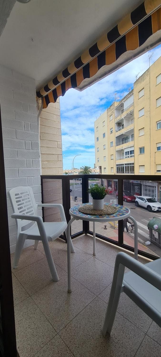 Day, Balcony/Terrace, Seating area