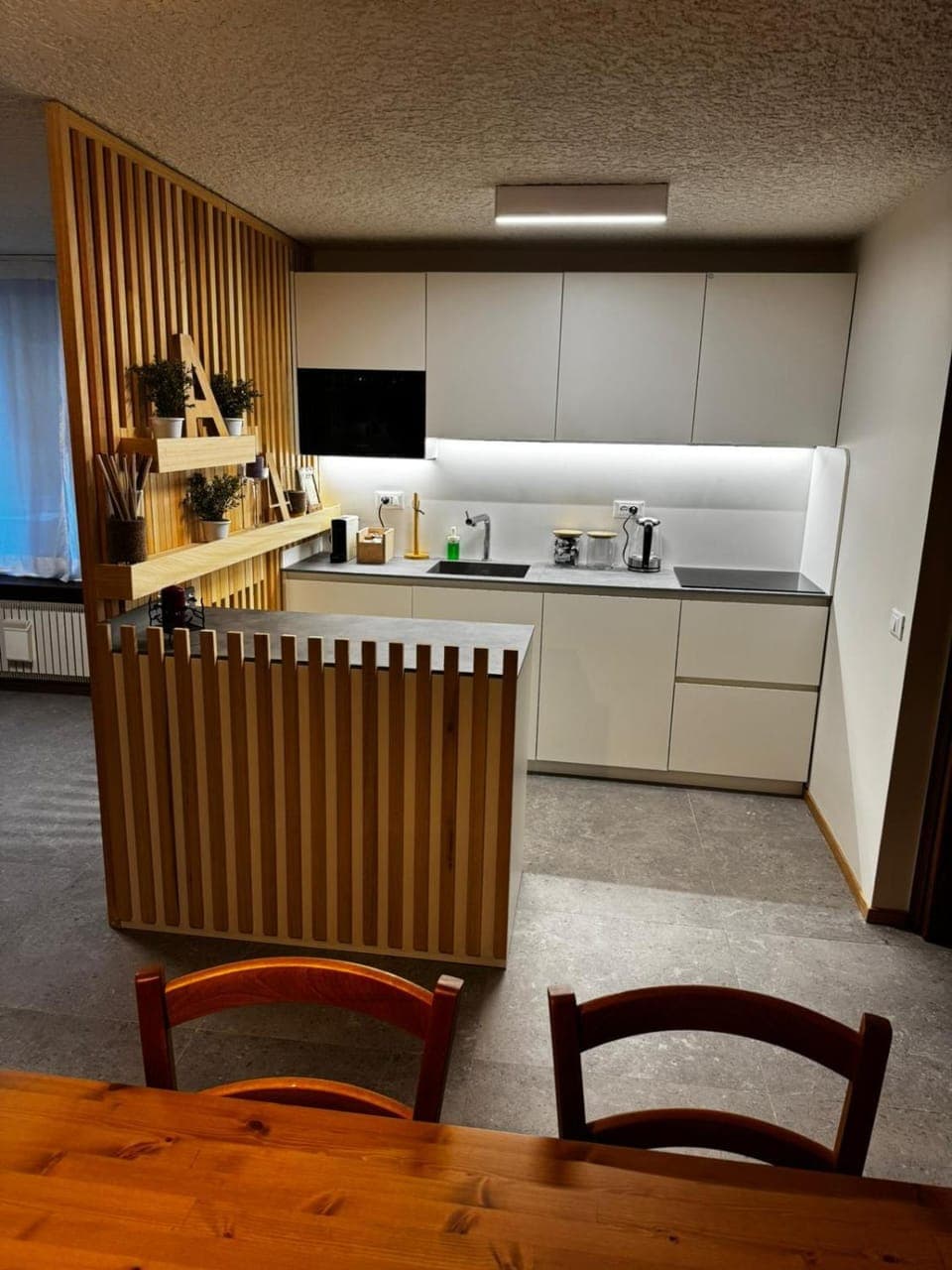 Kitchen or kitchenette