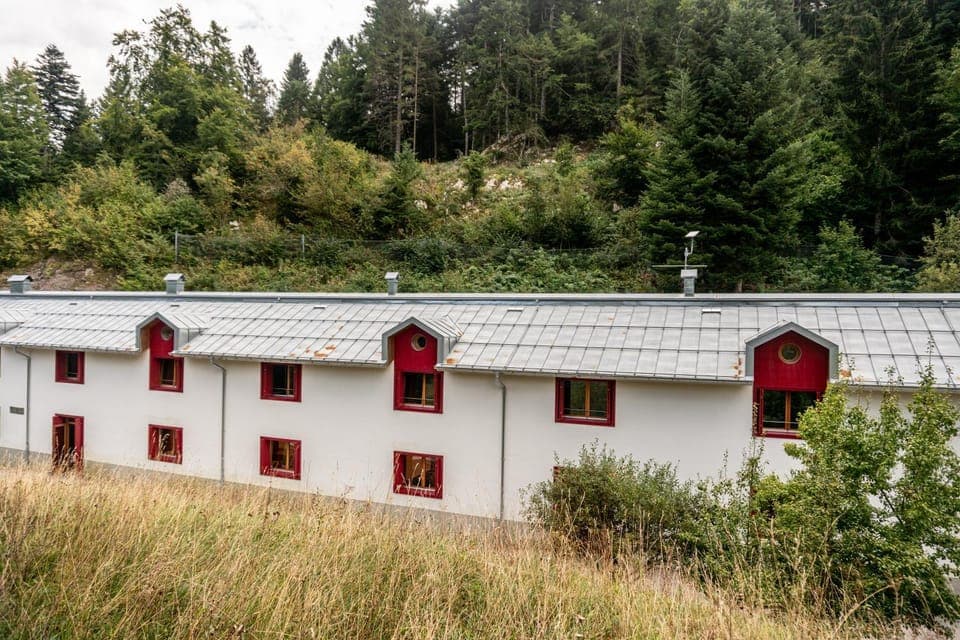 Property building, Natural landscape