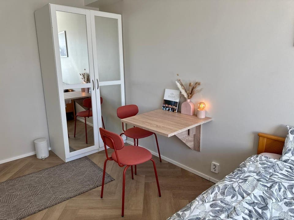 Photo of the whole room