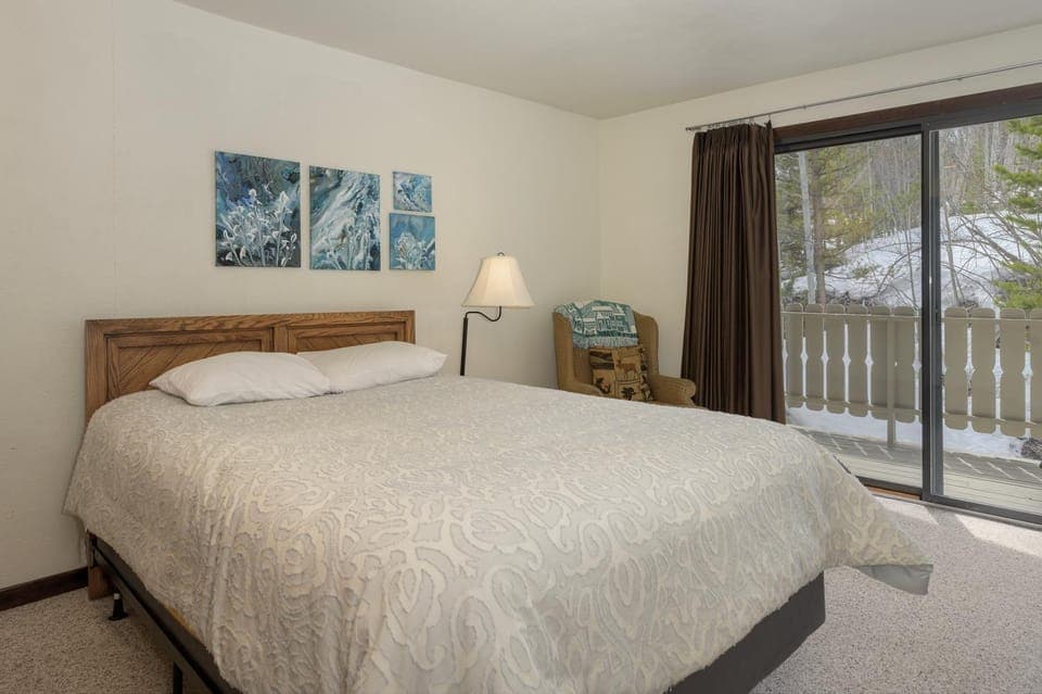 Bed, Balcony/Terrace, Bedroom