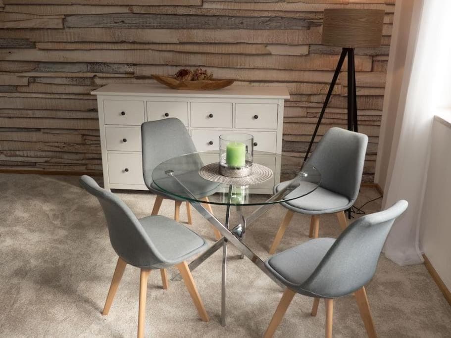 Living room, Seating area, Dining area