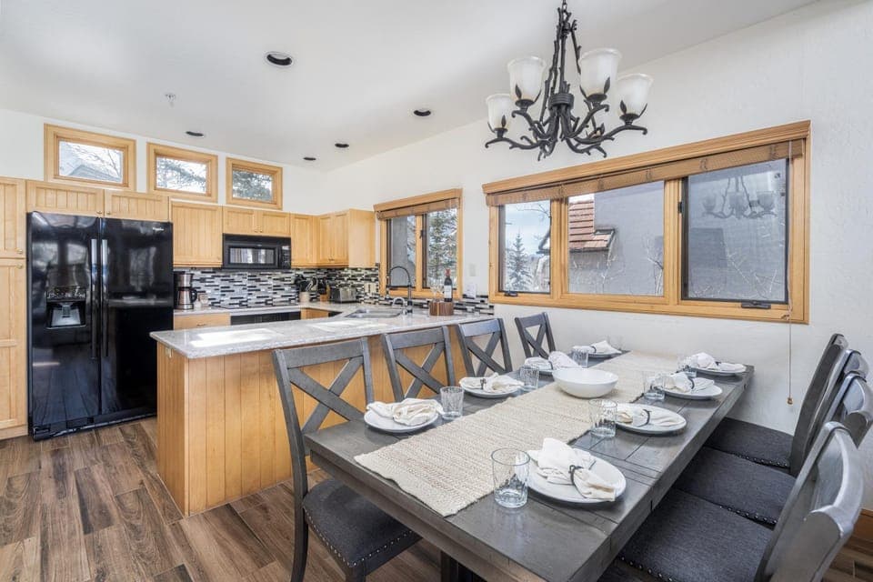 Aspen Ridge 31 by Alpine Lodging Telluride House in Telluride