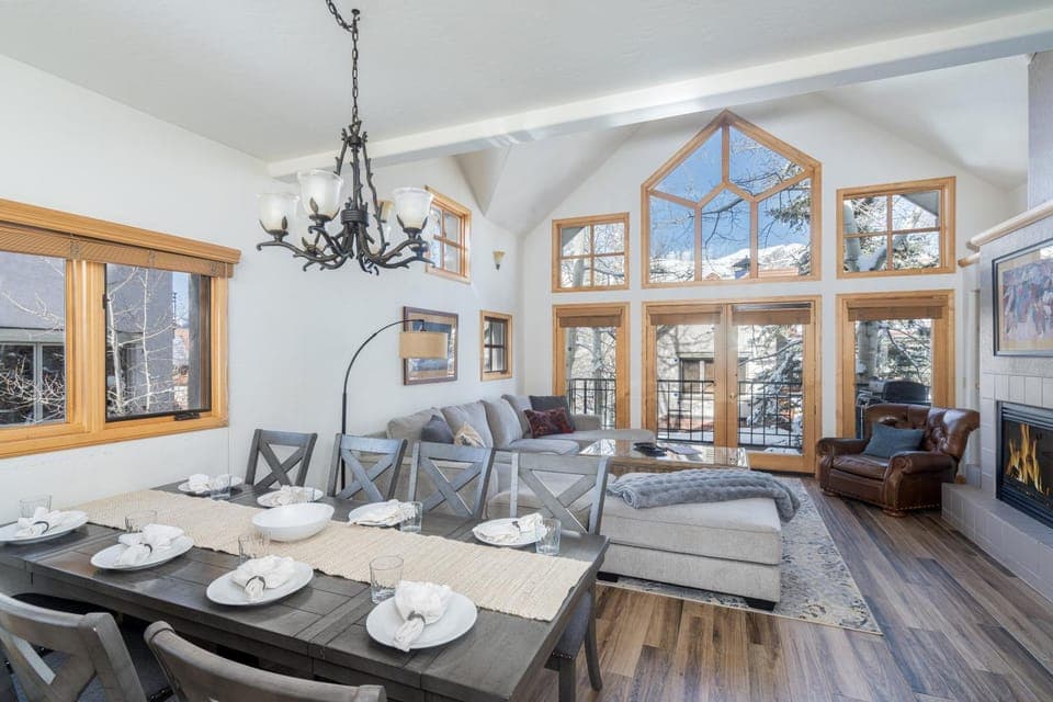 Aspen Ridge 31 by Alpine Lodging Telluride House in Telluride