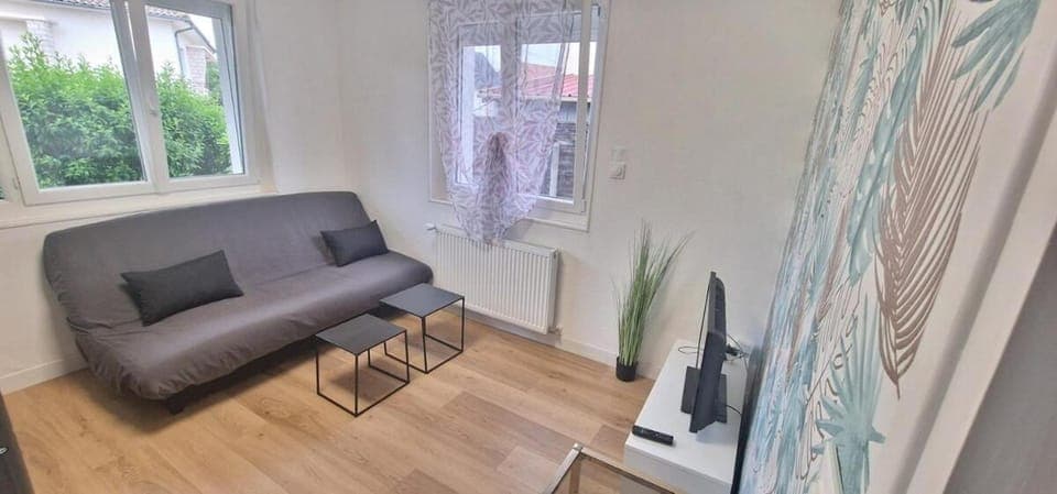 TV and multimedia, Living room, Seating area