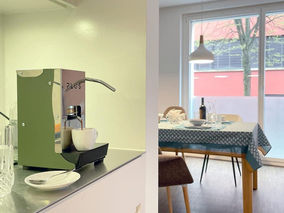 Coffee/tea facilities, Kitchen or kitchenette