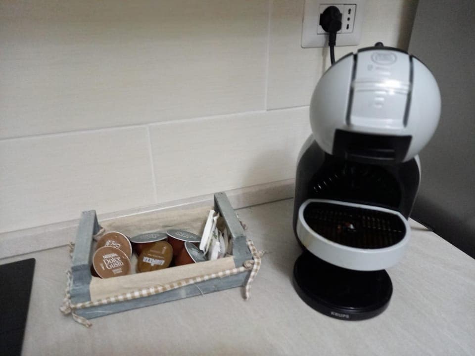 Coffee/tea facilities, Kitchen or kitchenette