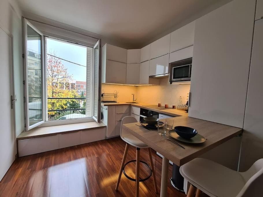 Kitchen or kitchenette, Dining area, minibar, pet friendly, stove, toaster