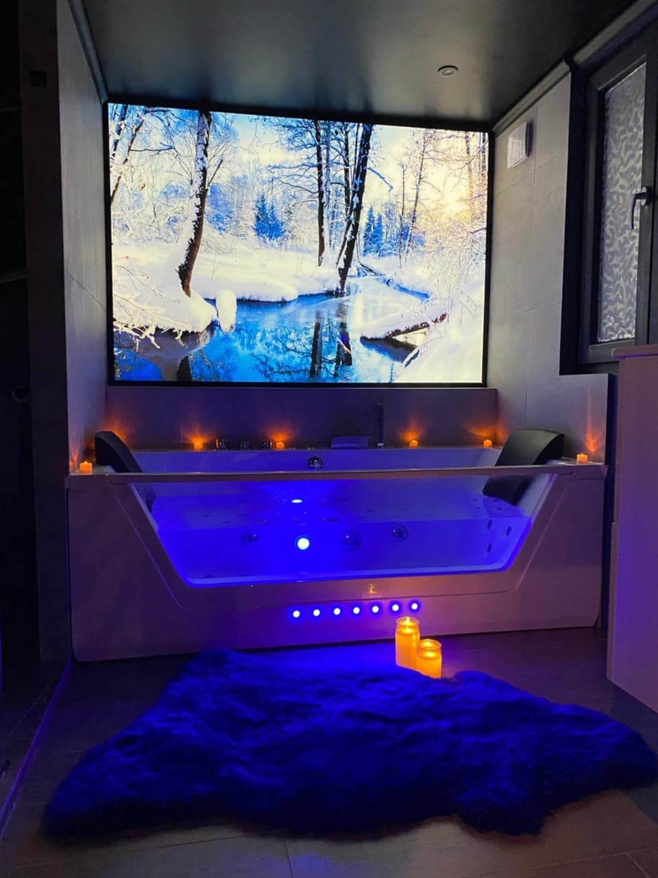 Natural landscape, Hot Tub