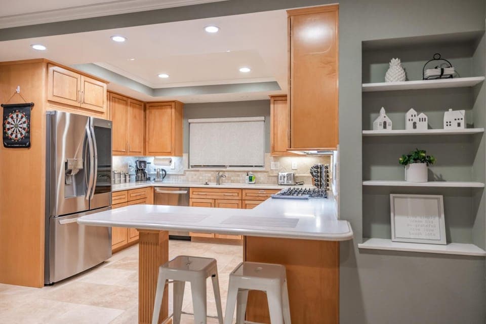 Kitchen or kitchenette