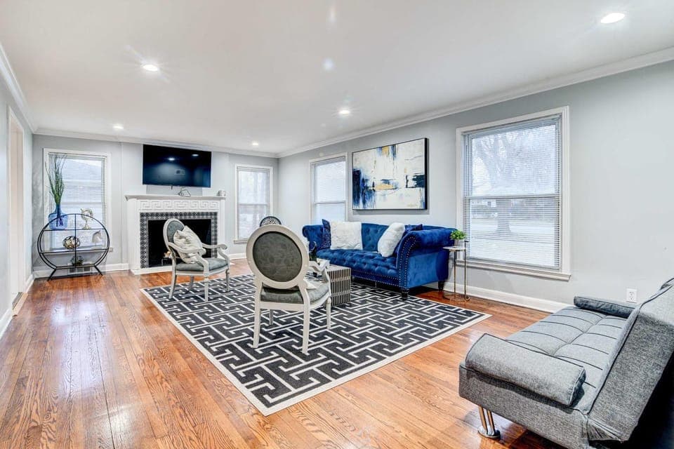 Luxurious Detroit Home - Walk to Golf & Park! House in Detroit