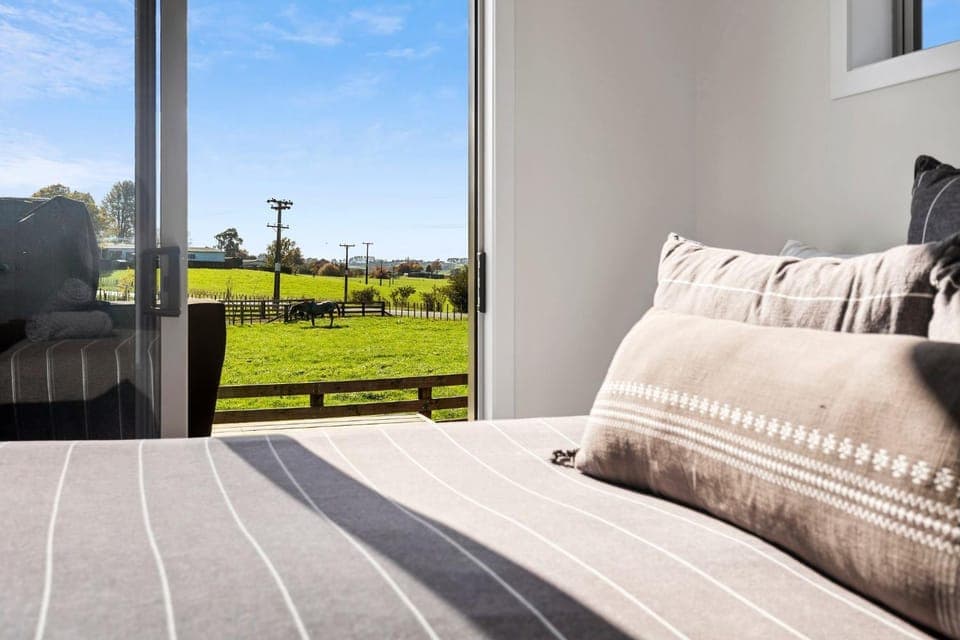 Bed, BBQ facilities, View (from property/room), Garden view