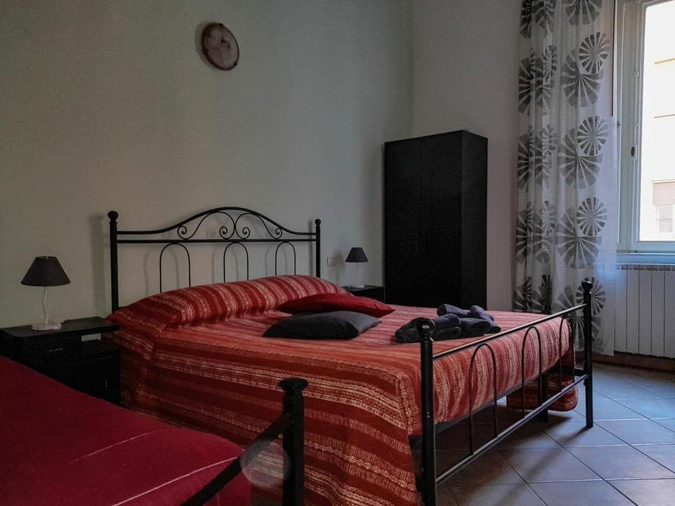 Bed, Photo of the whole room, Bedroom, air conditioner