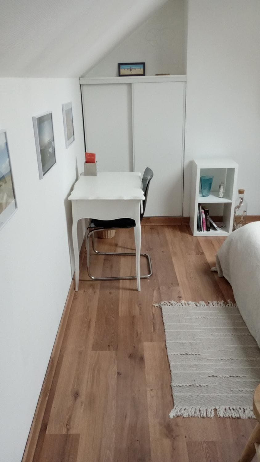 Seating area, Bedroom