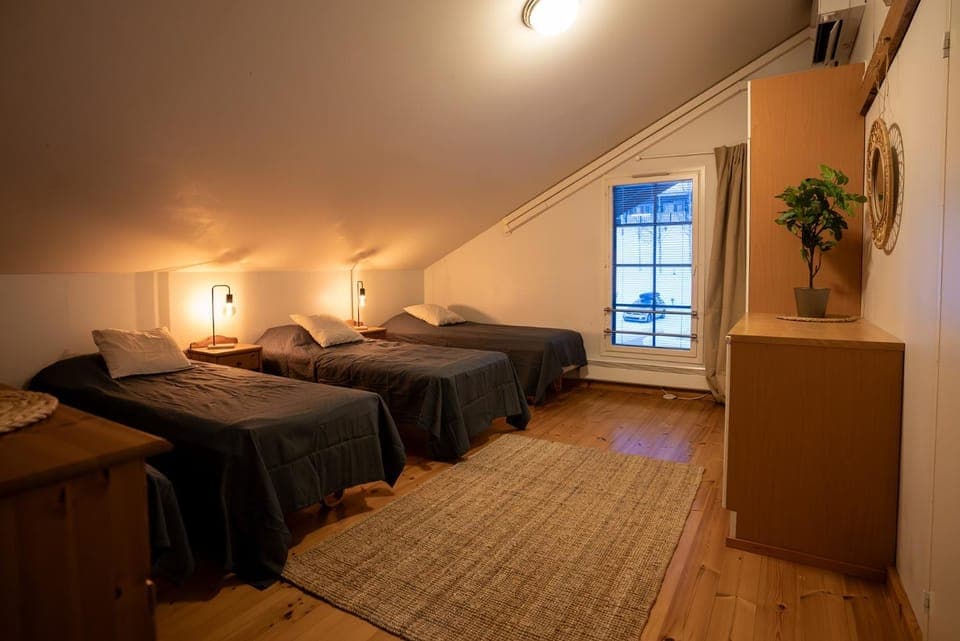 Bed, Photo of the whole room