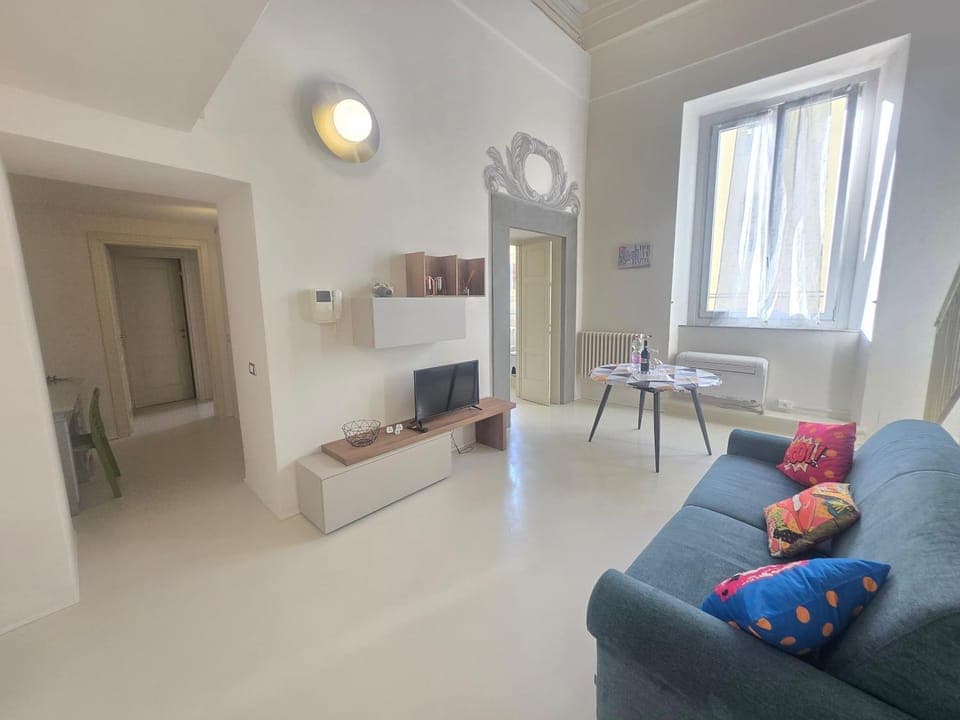 TV and multimedia, Living room, Seating area