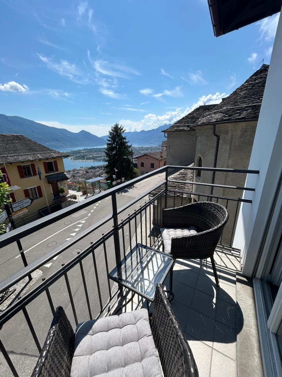 Natural landscape, View (from property/room), Balcony/Terrace, Mountain view