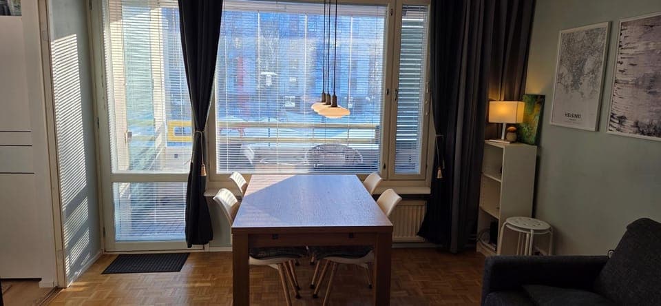 Cosy Big 2 room kitchen bathtub parking big TV Apartment in Helsinki
