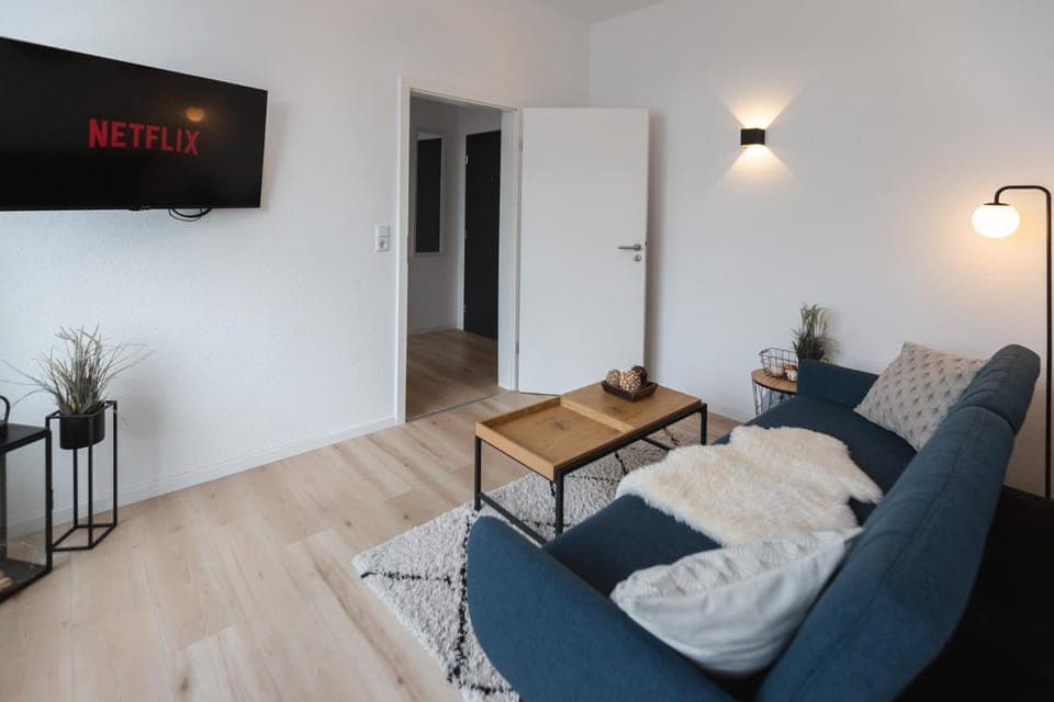 TV and multimedia, Living room, Photo of the whole room, Seating area