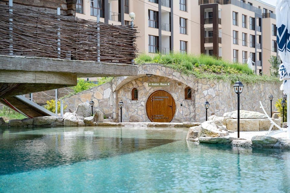 Property building, Day, Natural landscape, Landmark view, Swimming pool