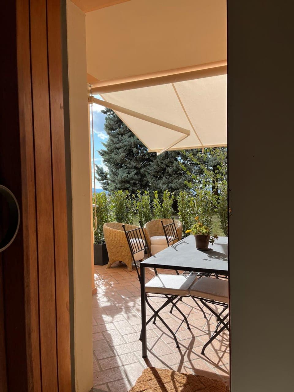 Patio, Day, Garden, View (from property/room), Dining area, Garden view