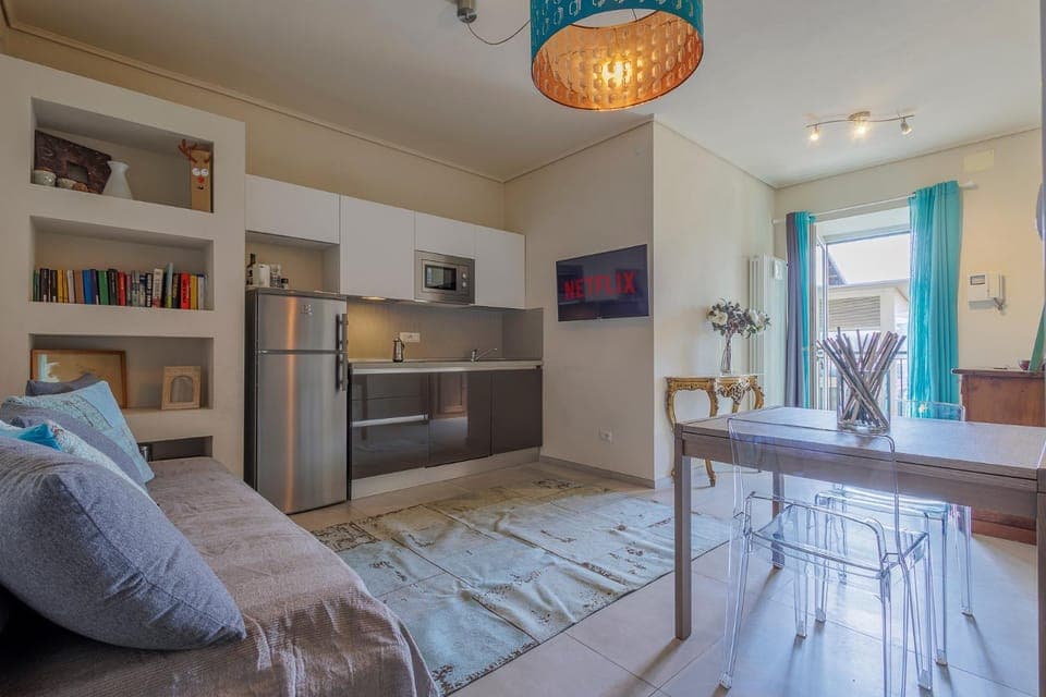 Kitchen or kitchenette, Living room