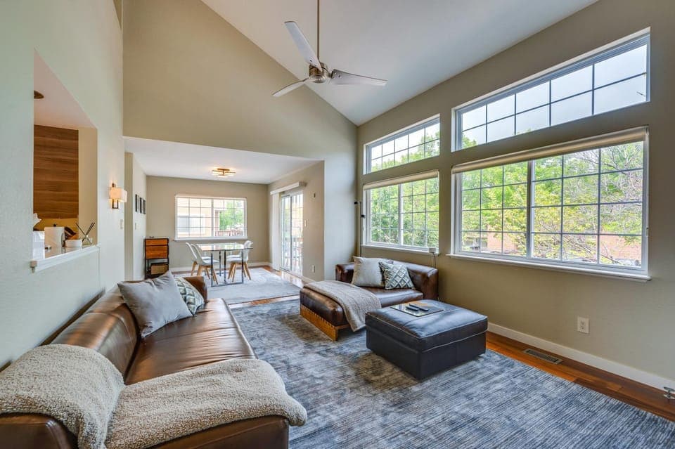 13 Mi to Dtwn Denver: Arvada Townhome w/ Deck House in Arvada