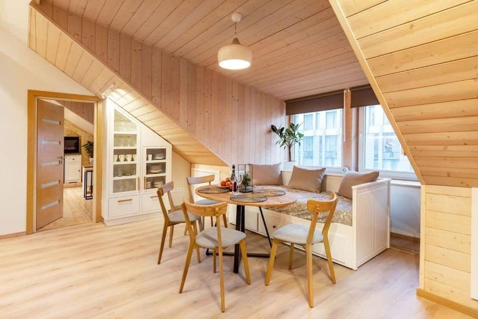 Living room, Seating area, Dining area