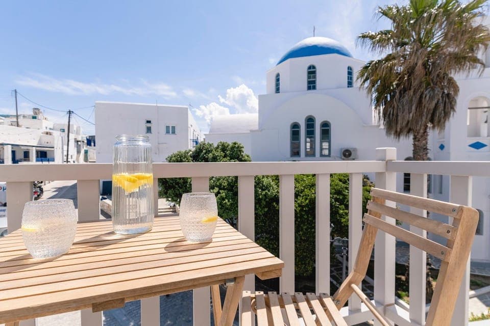 Nearby landmark, Day, View (from property/room), Balcony/Terrace, Seating area, Dining area, City view, Landmark view, Location