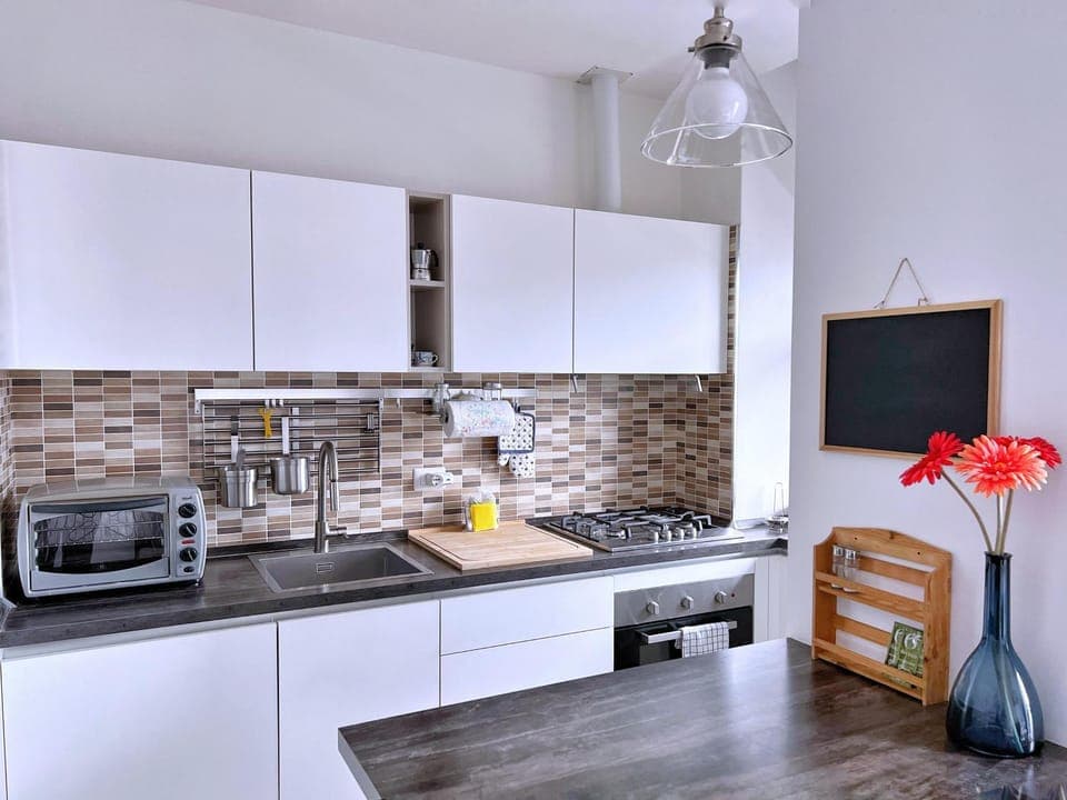 Kitchen or kitchenette