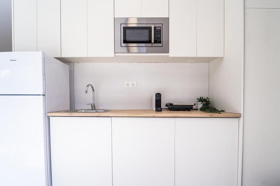 Kitchen or kitchenette, Breakfast, minibar