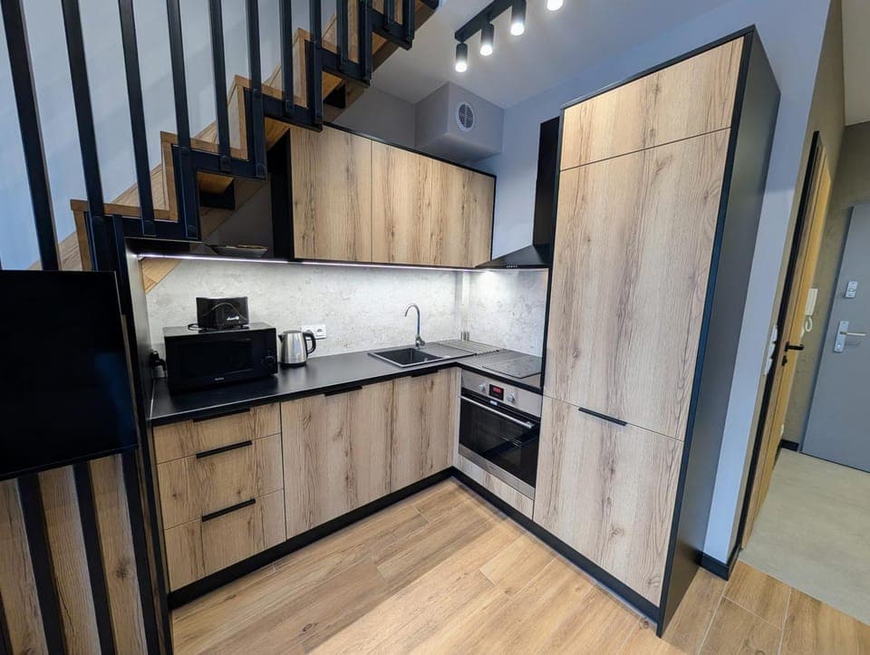 Coffee/tea facilities, Kitchen or kitchenette, dishwasher, oven, stove