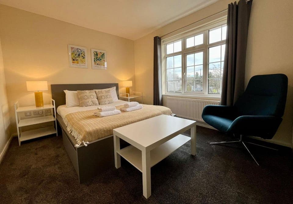 Bed, Photo of the whole room