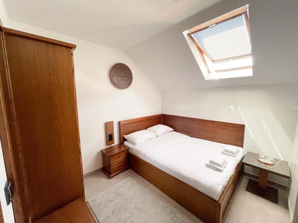 Bed, Bedroom, wardrobe