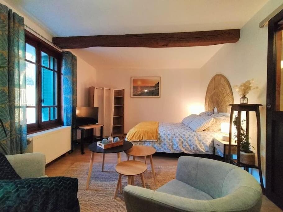 Photo of the whole room