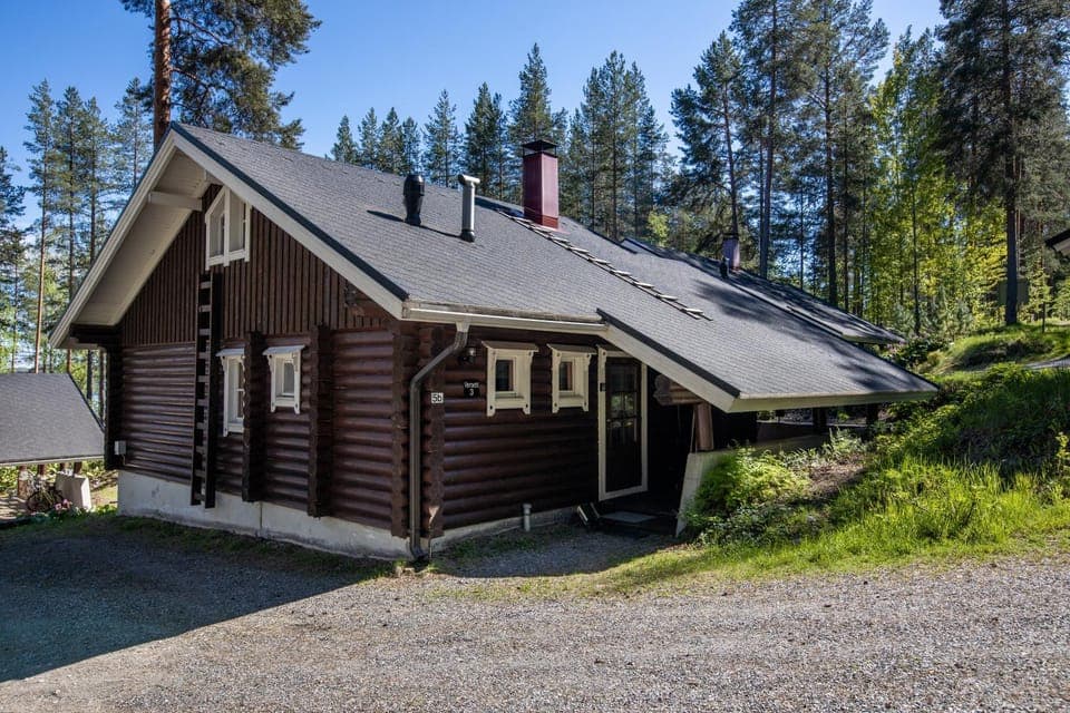 Property building, Spring, Day
