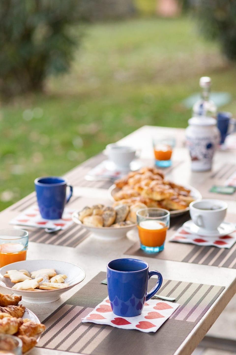 Dining area, Breakfast, Continental breakfast