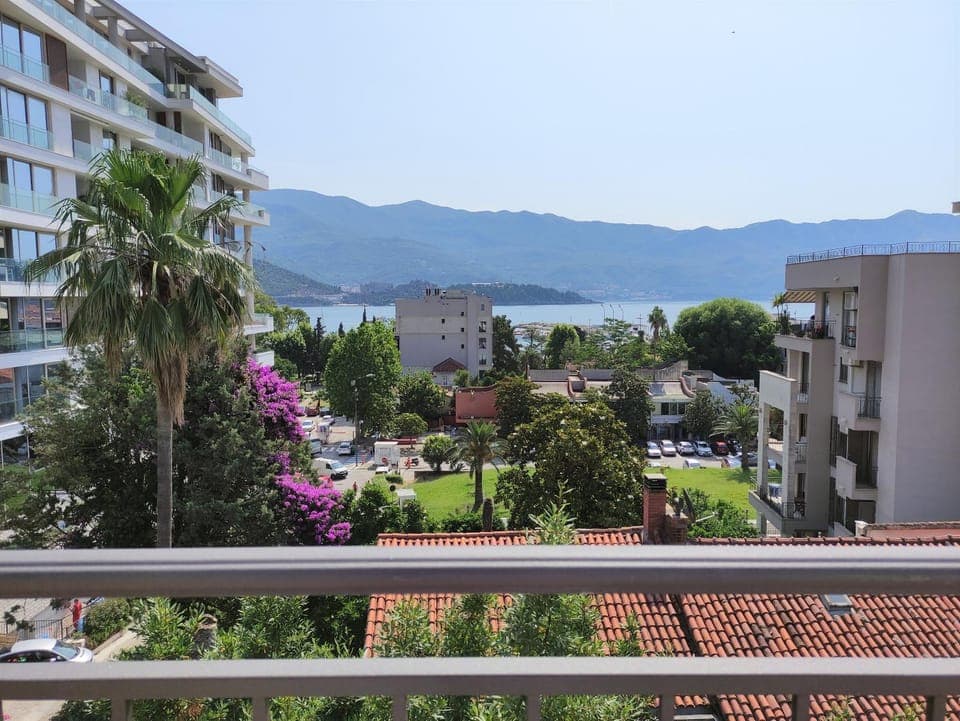 View (from property/room), City view, Mountain view, Sea view