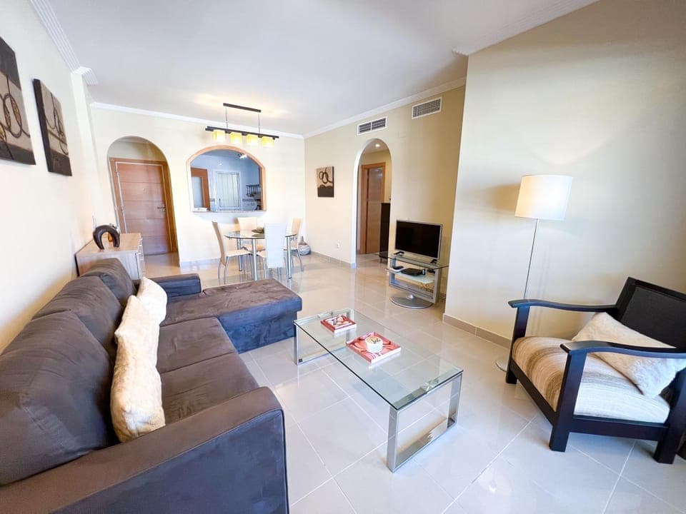 TV and multimedia, Kitchen or kitchenette, Living room, Seating area, Dining area, locker, kitchen, air conditioner