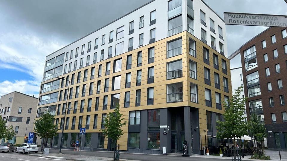 Property building, Street view