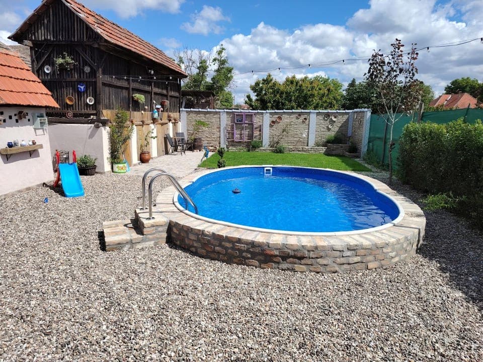 Day, Natural landscape, Pool view, Swimming pool