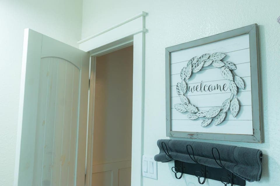 Decorative detail, towels