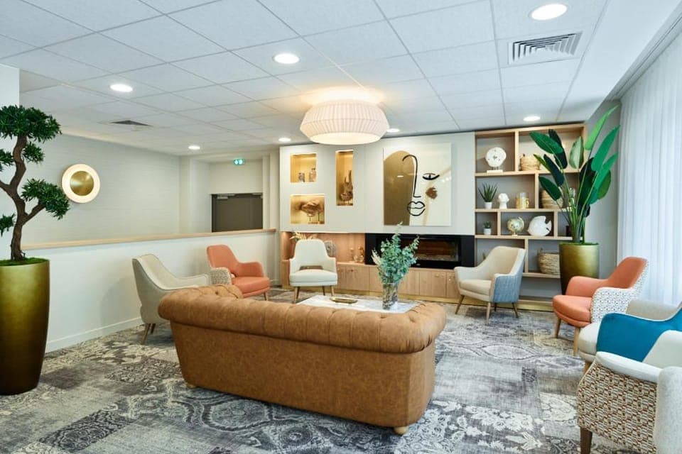 Communal lounge/ TV room, Living room, Seating area