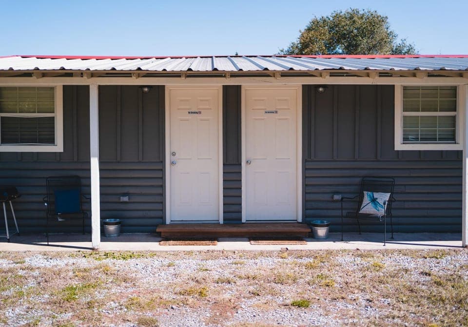 Property building, Day