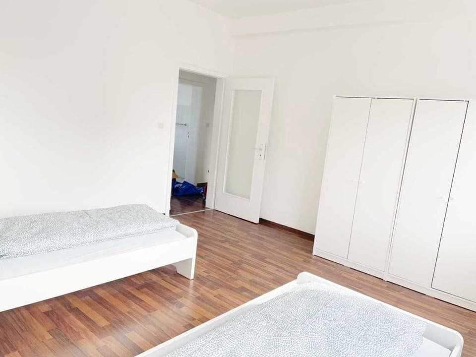 Bed, Photo of the whole room, Bedroom, wardrobe