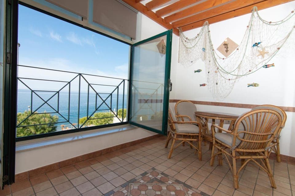 Patio, View (from property/room), Balcony/Terrace, Seating area, Dining area, Sea view