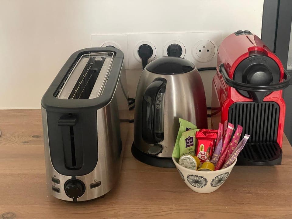 Coffee/tea facilities